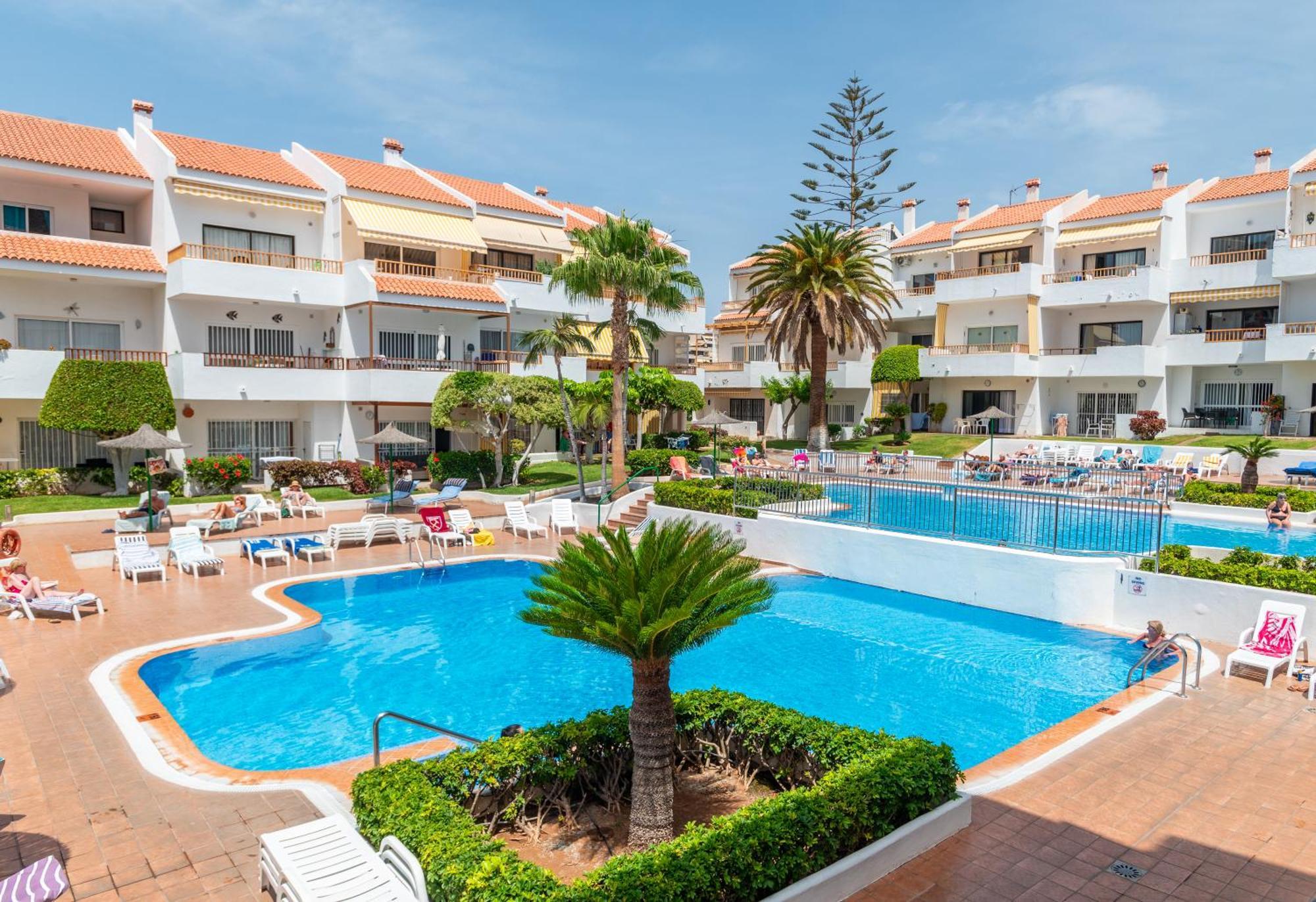 Apartamentos Hg Cristian Sur Los Cristianos  Dış mekan fotoğraf