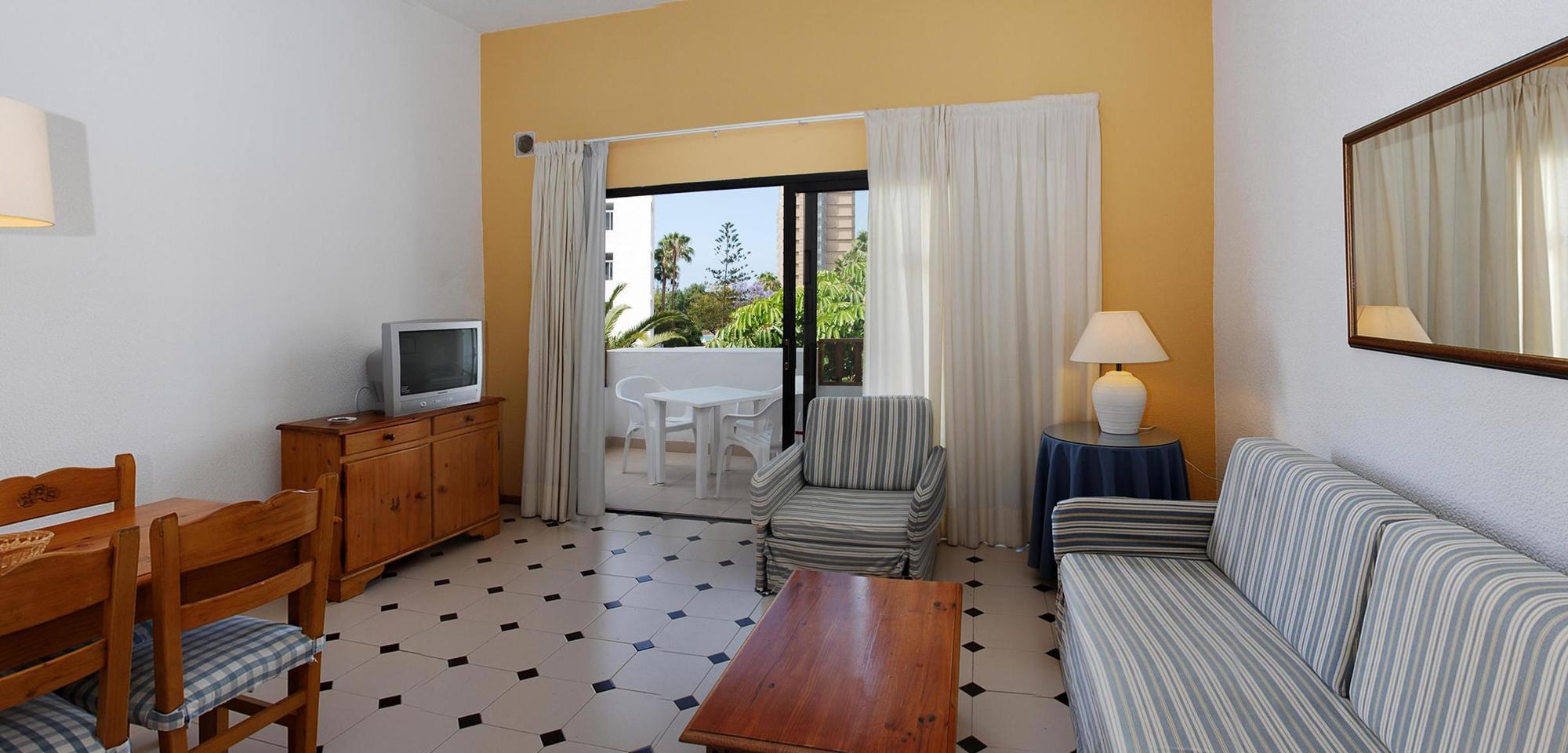 Apartamentos Hg Cristian Sur Los Cristianos  Oda fotoğraf